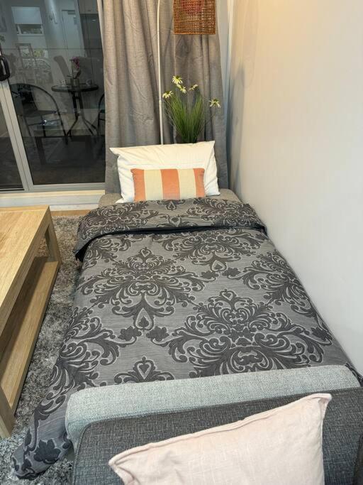 Stunning 3 Bd - 2 Bth City Apt - Pool & Carpark Оукланд Екстериор снимка