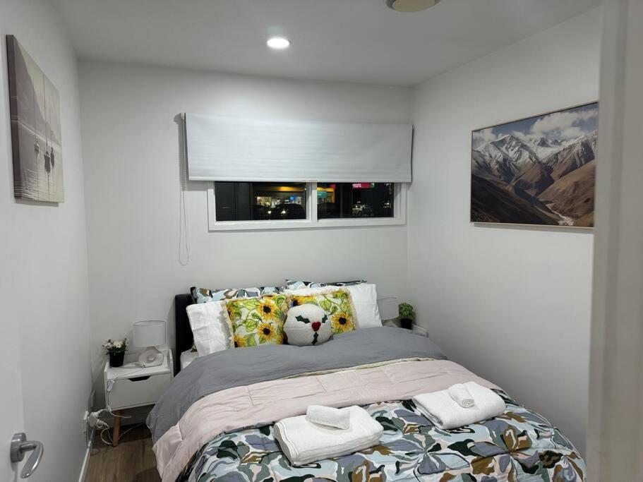 Stunning 3 Bd - 2 Bth City Apt - Pool & Carpark Оукланд Екстериор снимка